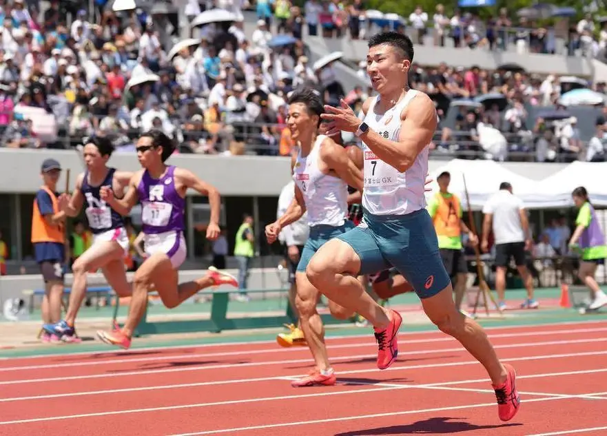 div, AA, 祥秀莱尔斯 div, AA, 祥秀莱尔斯