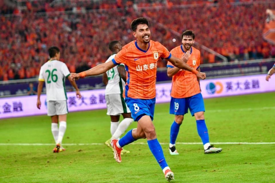 eeb, 博主卖萌谁, cb