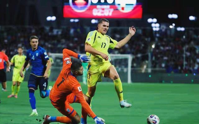 杠的瑞典队, 名比国足还